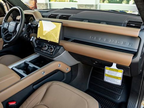 New 2026 Land Rover Defender 130 V8 image 33