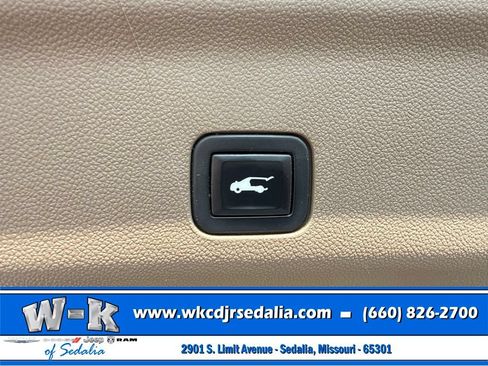 Used 2021 GMC Yukon Denali AWD/4WD image 31