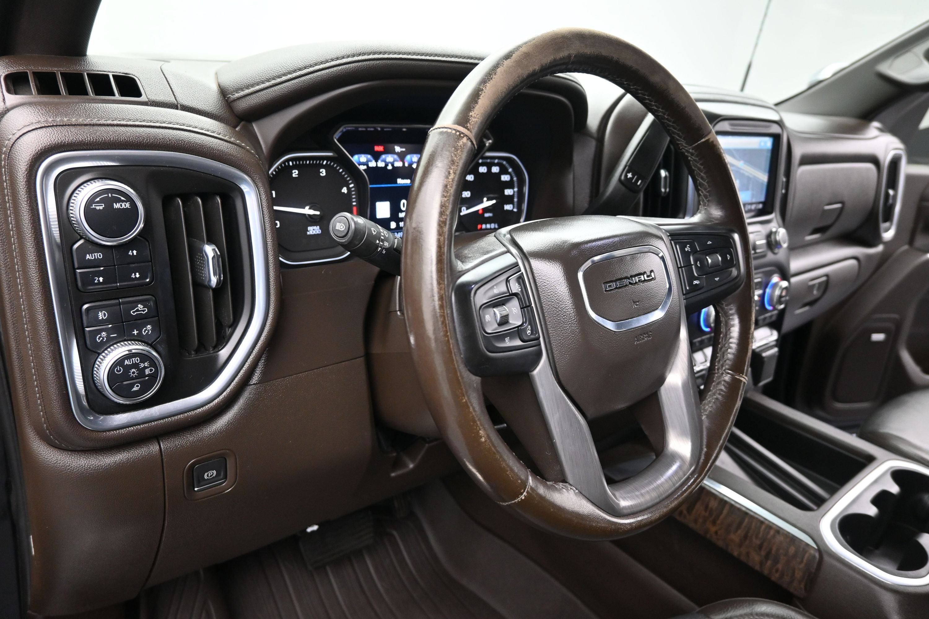 Used 2021 GMC Sierra 3500 Denali AWD/4WD image 12