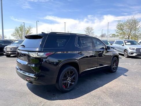 Used 2019 Chevrolet Traverse Premier w/ Redline Edition AWD/4WD image 8