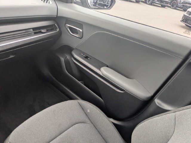 Used 2025 Kia K4 FWD image 16