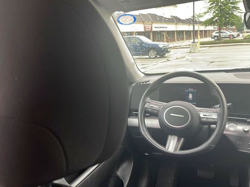 Certified 2025 Hyundai Kona SEL AWD/4WD image 20