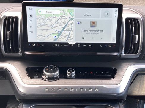 Certified 2025 Ford Expedition Max Platinum AWD/4WD image 10