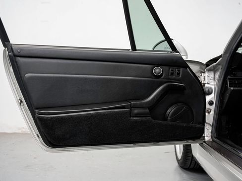 Used 1998 Porsche 911 Carrera S RWD image 24