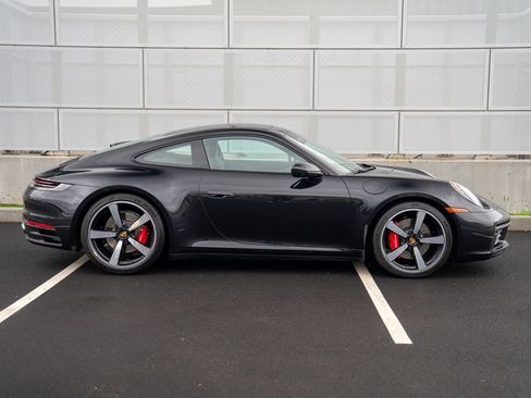 Used 2024 Porsche 911 Carrera 4S image 8
