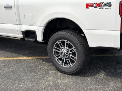 New 2026 Ford F350 Platinum w/ Platinum Plus Package AWD/4WD image 6