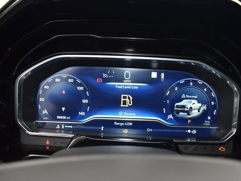 Used 2022 Chevrolet Silverado 1500 LT Trail Boss image 16