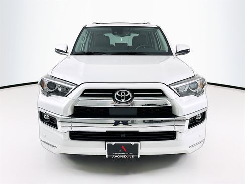 Used 2024 Toyota 4Runner Limited image 2