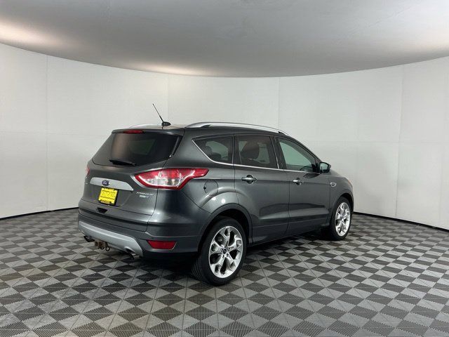 Used 2016 Ford Escape Titanium w/ Equipment Group 301A AWD/4WD image 5