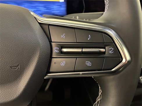 Used 2024 Chevrolet Blazer EV LT image 24