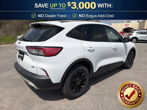 Used 2020 Ford Escape SE Sport image 5