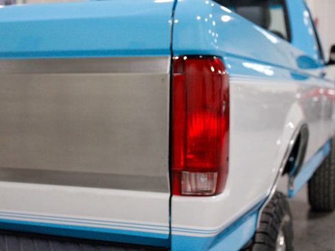 Used 1997 Ford F350 4x4 Regular Cab image 23