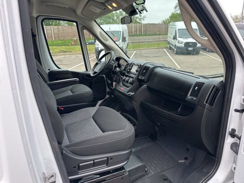 Used 2021 RAM ProMaster 2500 FWD image 19
