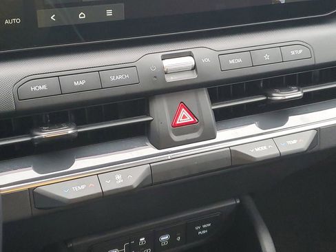 Used 2025 Kia K4 EX image 19