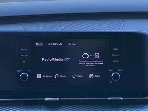 Used 2024 Kia Carnival LX image 21