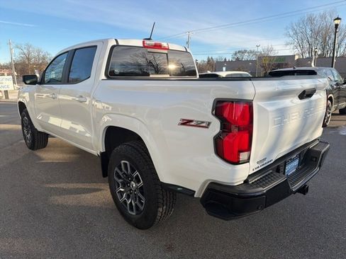 Certified 2024 Chevrolet Colorado Z71 w/ Z71 Convenience Package 2 image 5