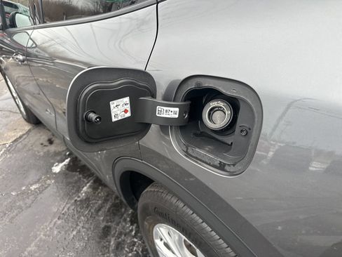 Used 2025 Ford Escape Active AWD/4WD image 44