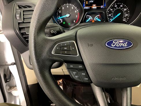 Used 2018 Ford Escape SE AWD/4WD image 11