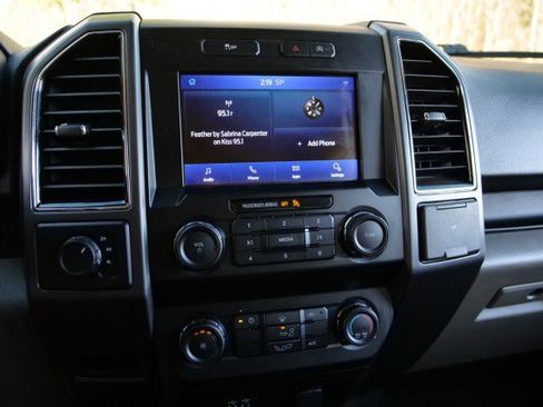 Used 2020 Ford F150 XLT image 9