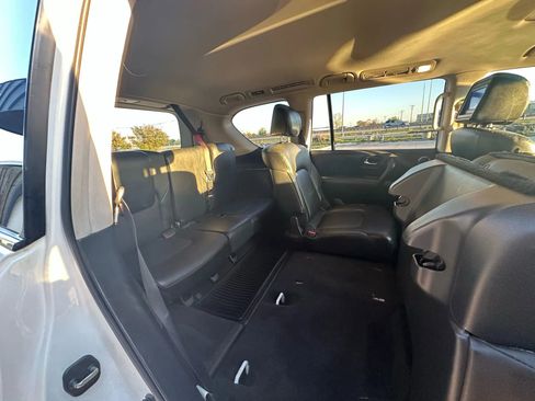 Used 2015 INFINITI QX80 Luxe w/ 22" Wheel Package image 21