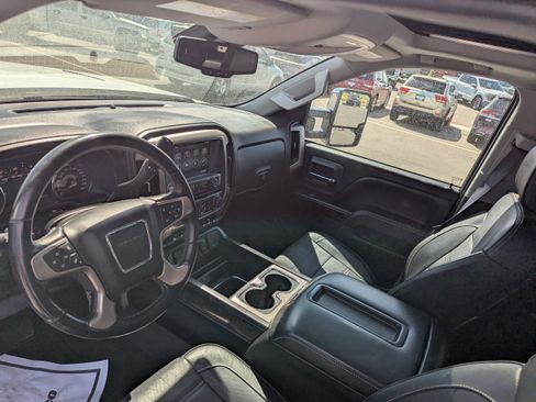 Used 2015 GMC Sierra 2500 Denali w/ Duramax Plus Package AWD/4WD image 13