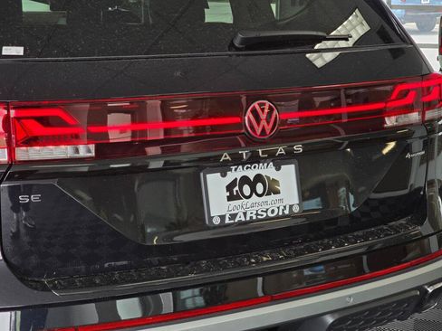 New 2026 Volkswagen Atlas Peak Edition AWD/4WD image 12