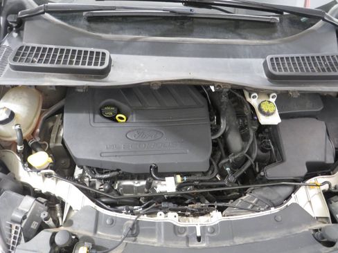 Used 2017 Ford Escape Titanium w/ Equipment Group 301A FWD image 27