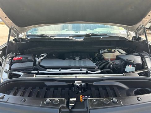 Used 2022 Chevrolet Silverado 1500 Custom w/ LPO, Dark Essentials Package AWD/4WD image 27