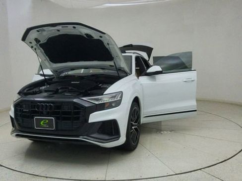 Used 2021 Audi Q8 Prestige w/ Prestige Package image 73