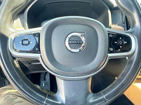 Used 2018 Volvo S90 T6 Inscription w/ Convenience Package image 18