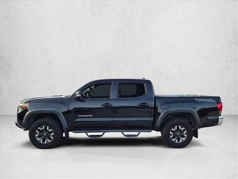 Used 2019 Toyota Tacoma TRD Off-Road RWD image 8