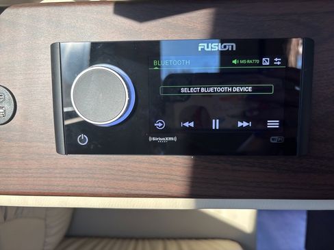 Used 2022 Mercedes-Benz Sprinter 144 Cargo image 41