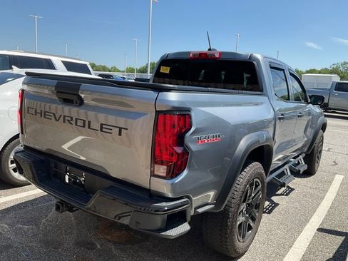 Used 2025 Chevrolet Colorado Trail Boss AWD/4WD image 6