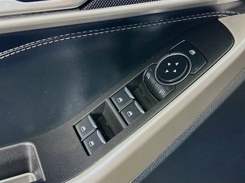 Certified 2023 Ford Explorer XLT w/ Equipment Group 202A image 24