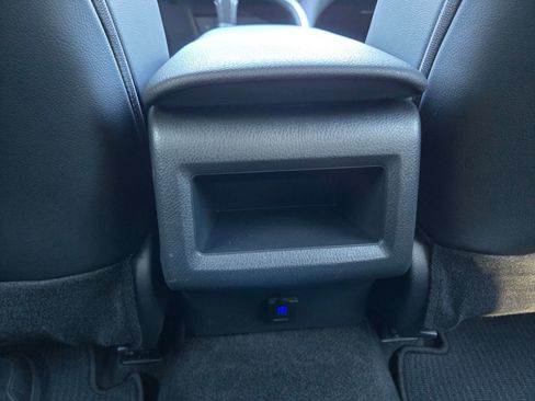 Used 2023 Toyota Camry SE image 33