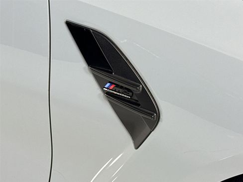 Used 2023 BMW M3 Competition w/ M Carbon Exterior Package image 39