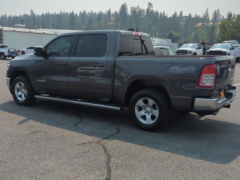 Used 2022 RAM 1500 Big Horn AWD/4WD image 4
