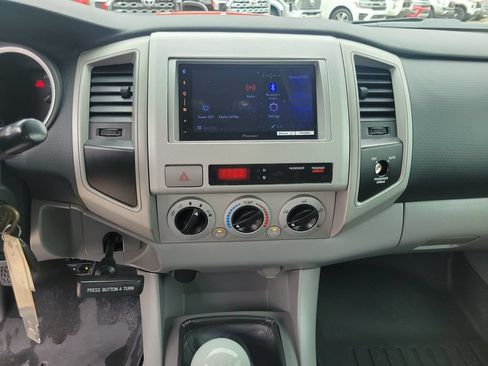 Used 2007 Toyota Tacoma X-Runner RWD image 31