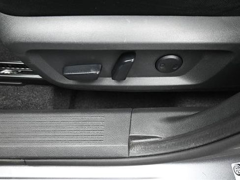 Used 2021 Nissan Rogue SV FWD image 7