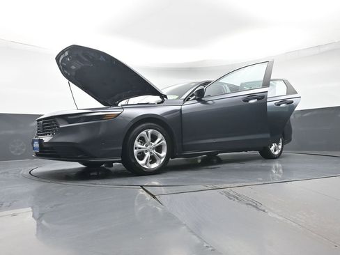 Certified 2023 Honda Accord LX image 43