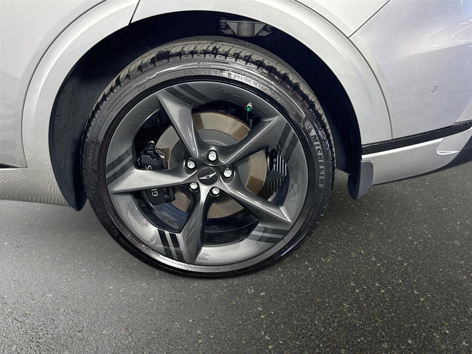 Certified 2026 Genesis GV70 2.5T Sport Prestige AWD/4WD image 33
