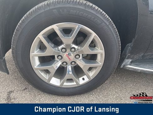 Used 2015 GMC Yukon XL SLT image 17