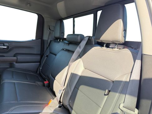 Used 2019 GMC Sierra 1500 SLT w/ SLT Premium Package AWD/4WD image 16