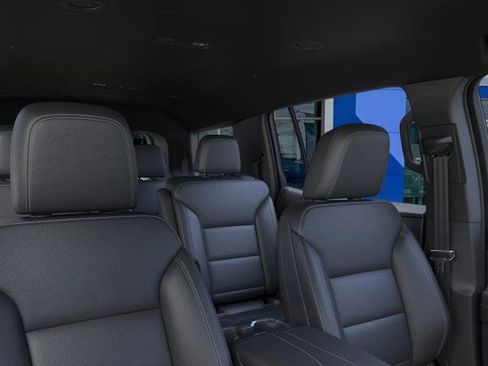 New 2026 Chevrolet Traverse LT image 24