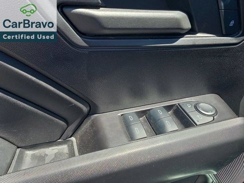 Used 2024 Chevrolet Colorado W/T RWD image 10