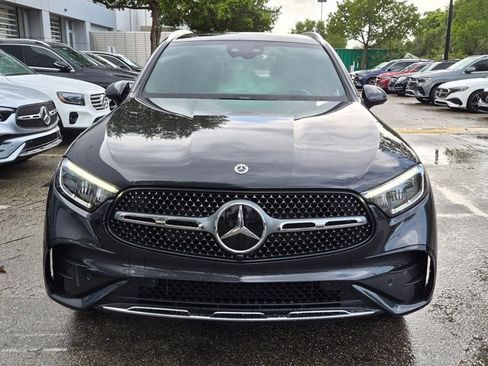 Used 2024 Mercedes-Benz GLC 300 4MATIC image 2