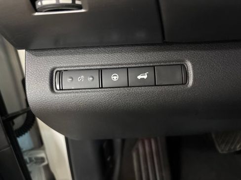 Certified 2024 Nissan Pathfinder SL AWD/4WD image 23