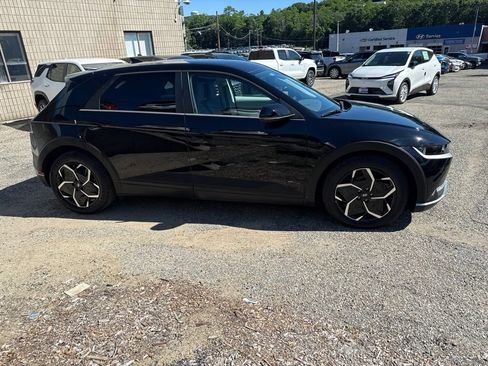 Certified 2024 Hyundai Ioniq 5 SEL AWD/4WD image 8