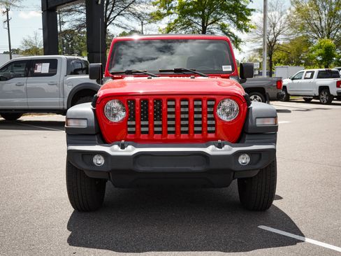 Used 2018 Jeep Wrangler Unlimited Sport S image 3