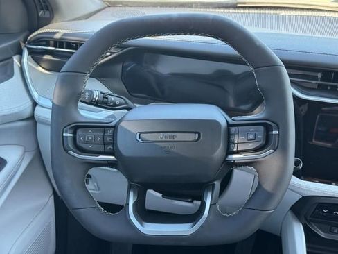 New 2026 Jeep Cherokee Laredo image 8